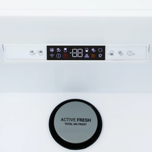 Встраиваемый холодильник Hotpoint HBT 400I No Frost 355 л Ультра тихий Инвертор