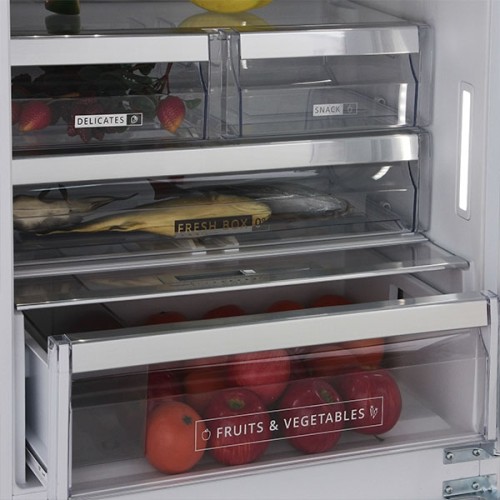 Встраиваемый холодильник WHIRLPOOL SP40 802 EU