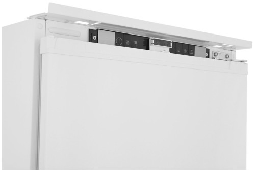 Встраиваемый холодильник Beko BCNA306E2S No Frost 284 л