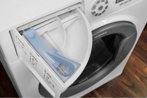 Стиральная машина с сушкой Hotpoint-Ariston FDD 9640B EU 9 кг 1400 об/мин