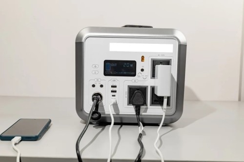 Портативная зарядная электростанция YONGMIN 1500Вт